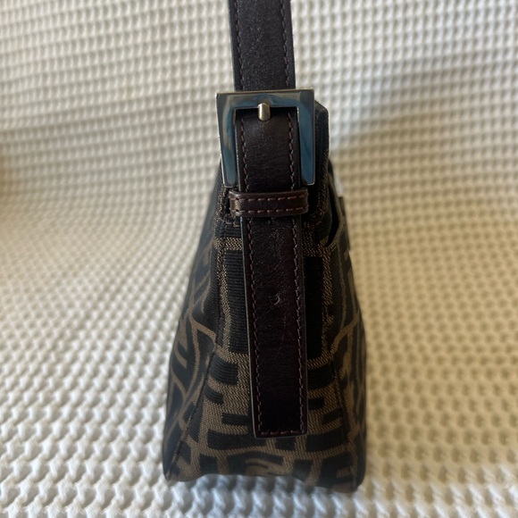 Fendi Zucca Baguette - Picture 5 of 16